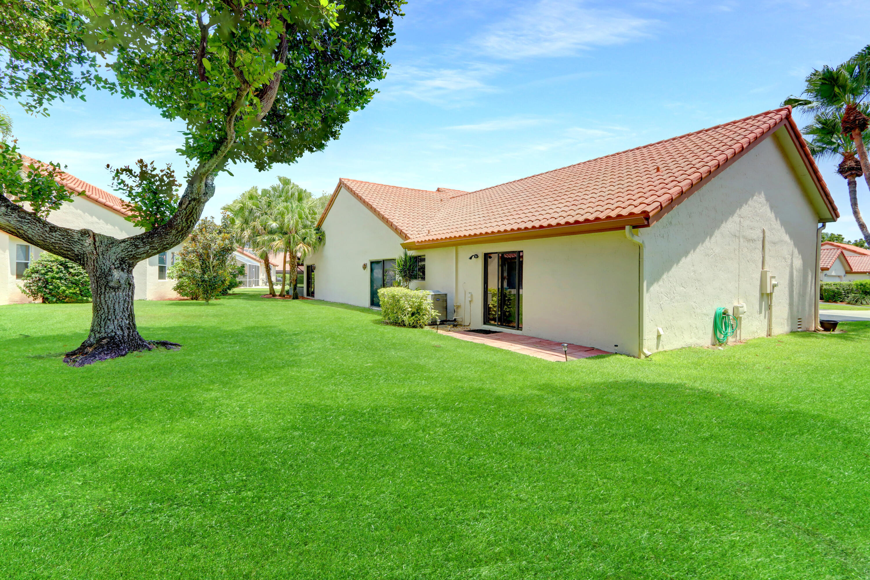 23379 Water Circle Boca Raton, FL 33486 - Photo 3 of 39 IMG_03