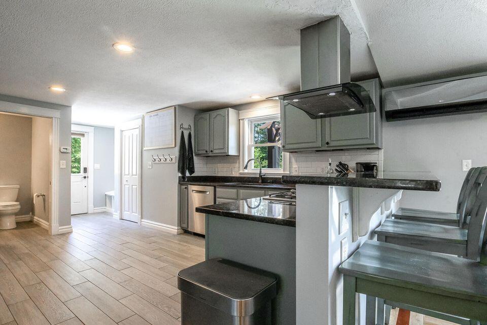 107 Holmes Road Scarborough, ME 04074 - Photo 22 of 33 Kitchen