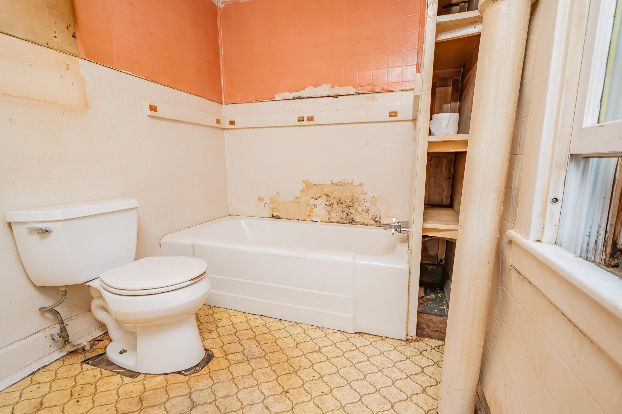 18 Front Street Brownville, ME 04414 - Photo 12 of 49 DSC_0730