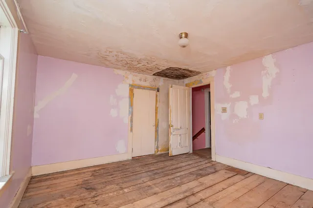 $49,900 | 18 Front Street, Brownville, ME 04414