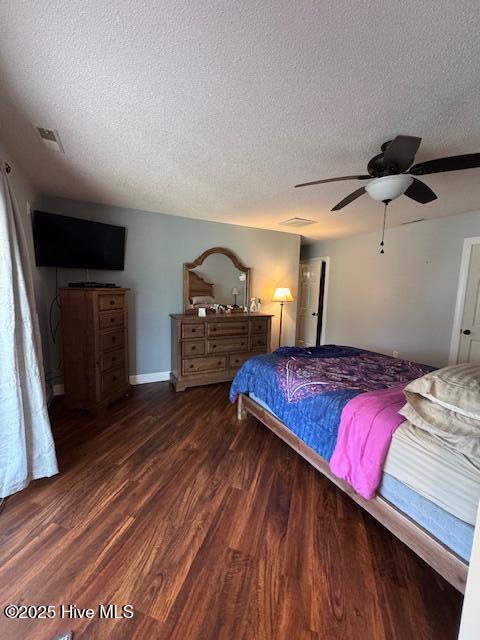 27 Quarterdeck New Bern, NC 28562 - Photo 15 of 21 IMG_3324