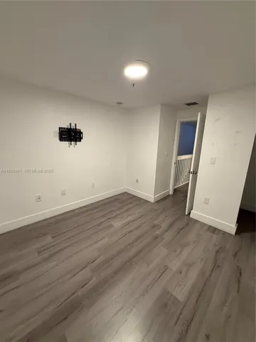 $1,995 | 821 Southwest 2nd Street, Unit 6, Miami, FL 33130