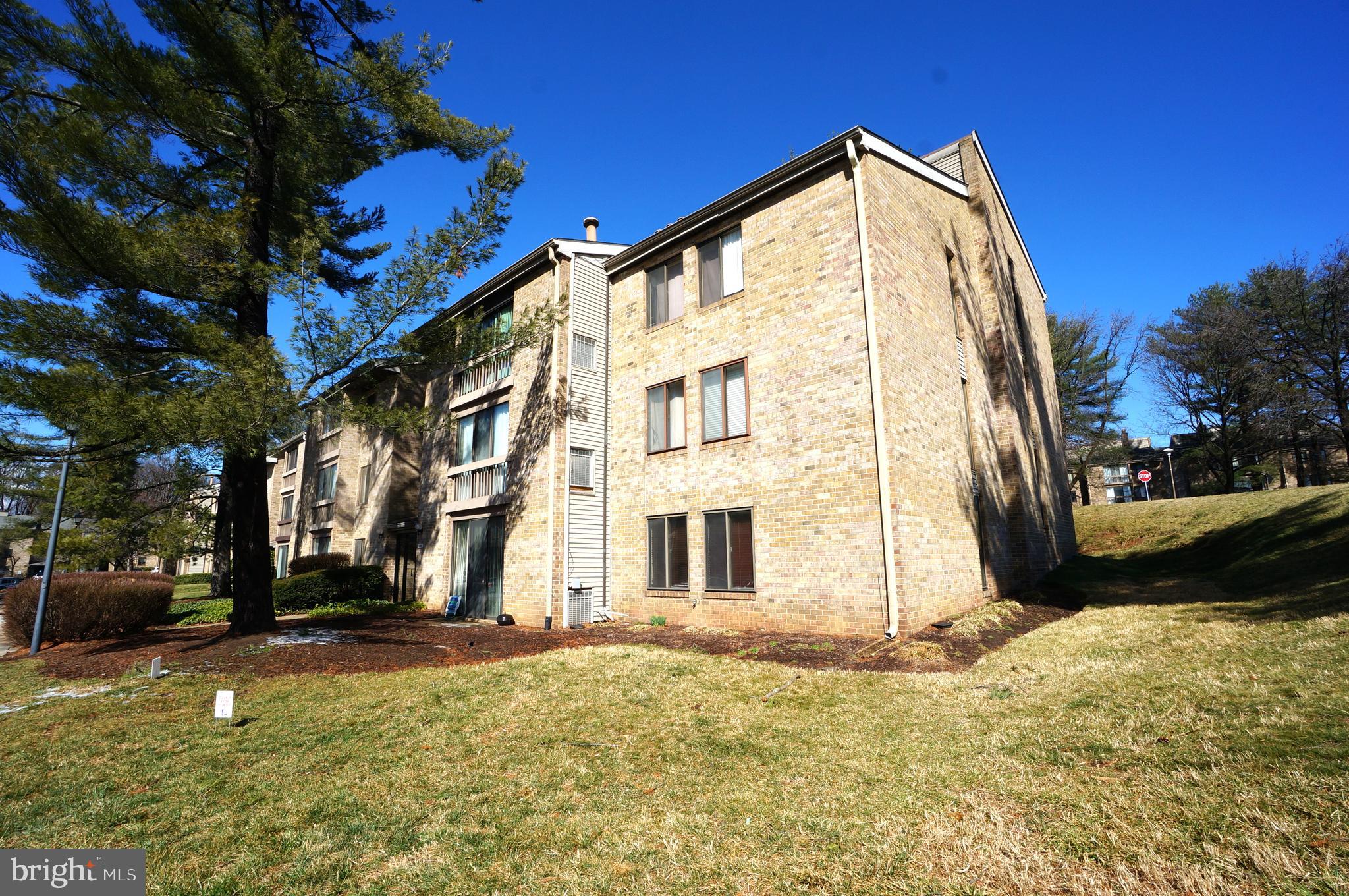 10551 Twin Rivers Road, Unit E1 Columbia, MD 21044 - Photo 22 of 22 Back Side of Building