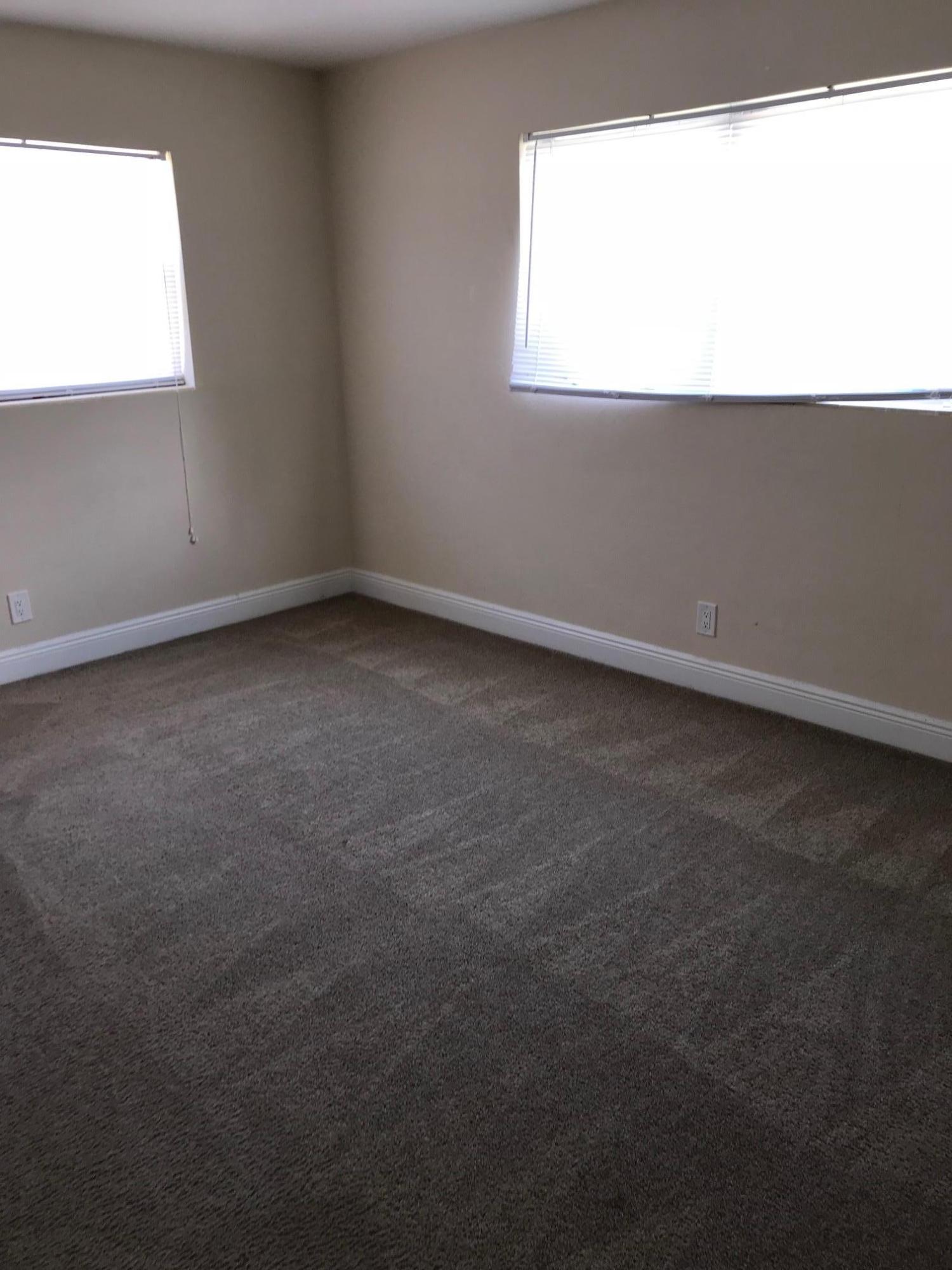 340 West 28th Street Riviera Beach, FL 33404 - Photo 10 of 12 IMG_3535