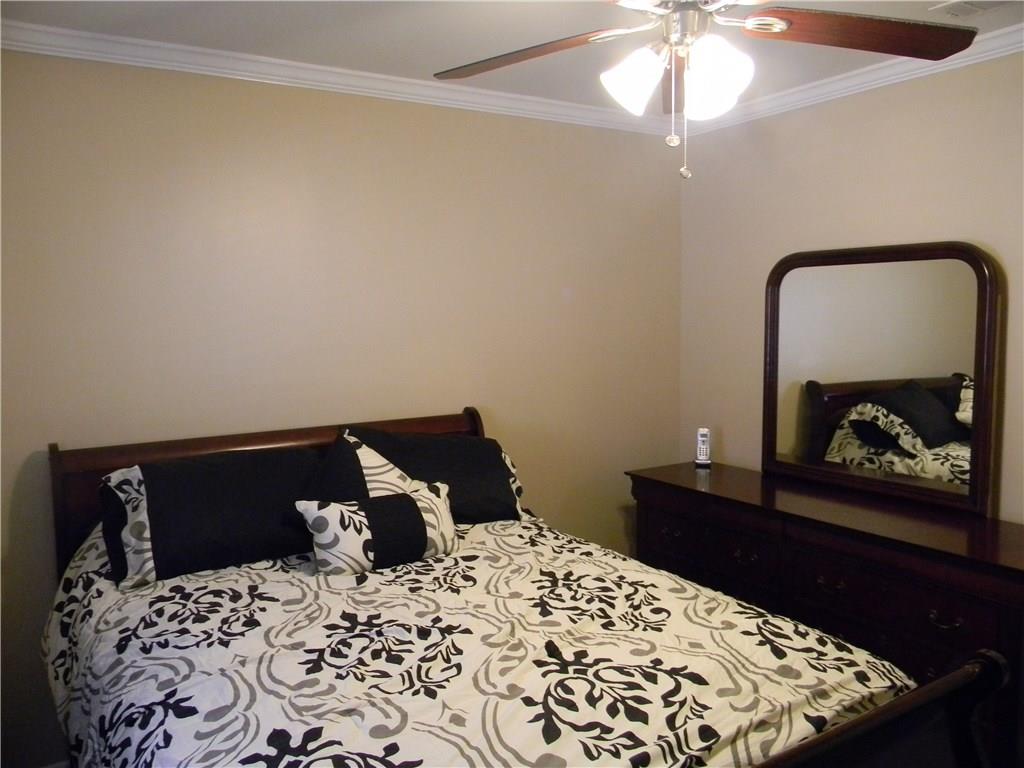 8040 Morrison Road New Orleans, LA 70126 - Photo 15 of 24 Gallery Image 15