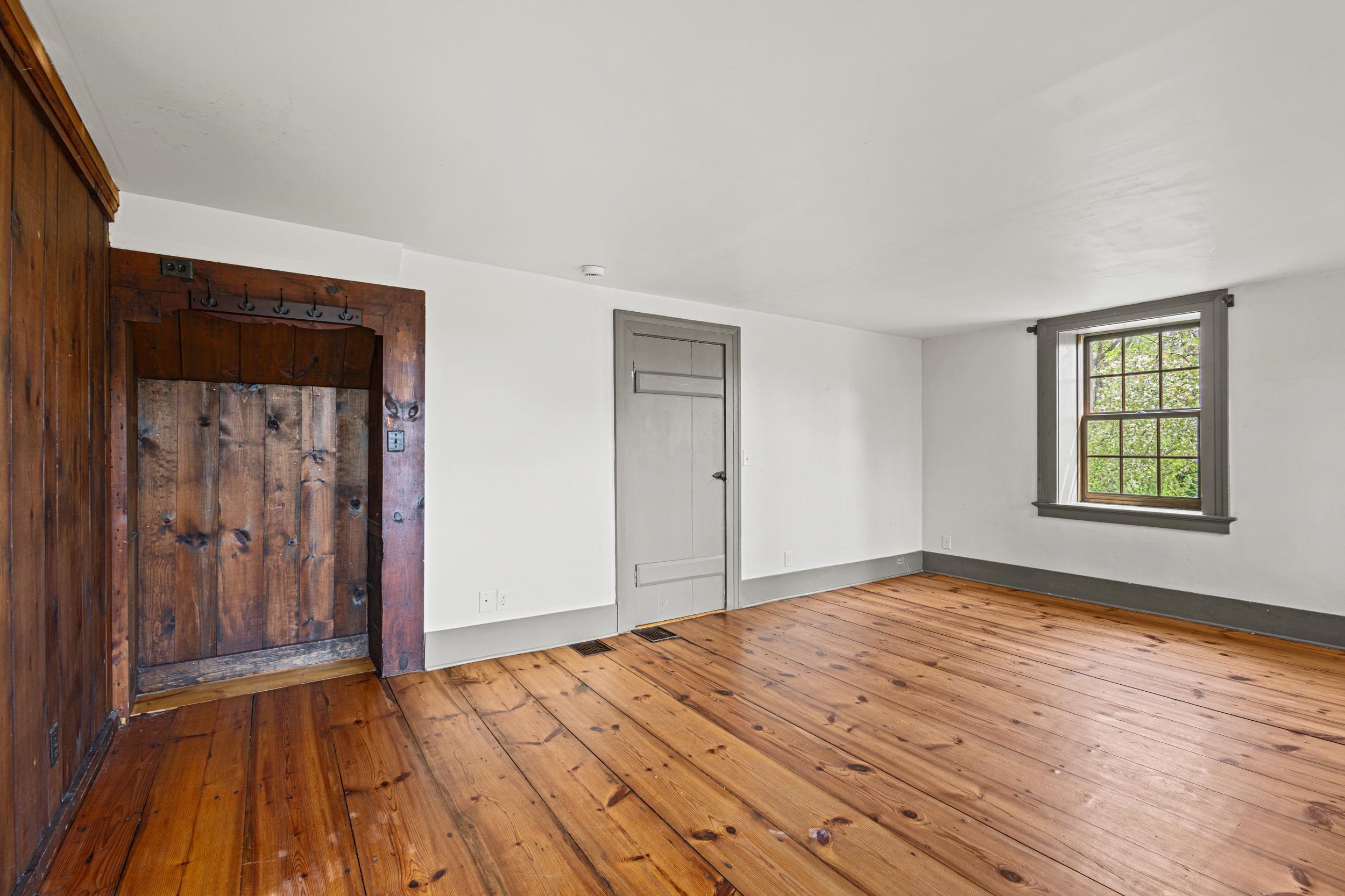 3400 Tally Ho Lane Madison, WI 53705 - Photo 15 of 69