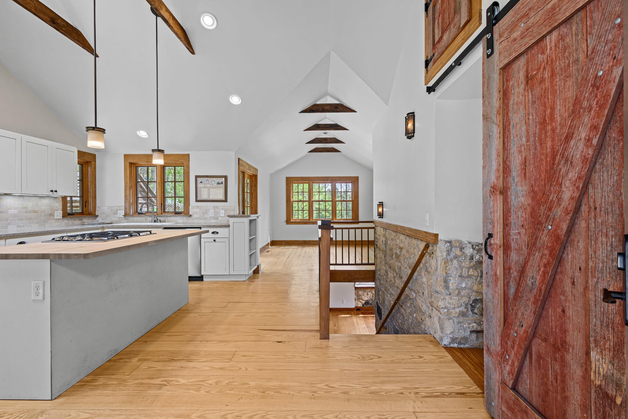 3400 Tally Ho Lane Madison, WI 53705 - Photo 4 of 69