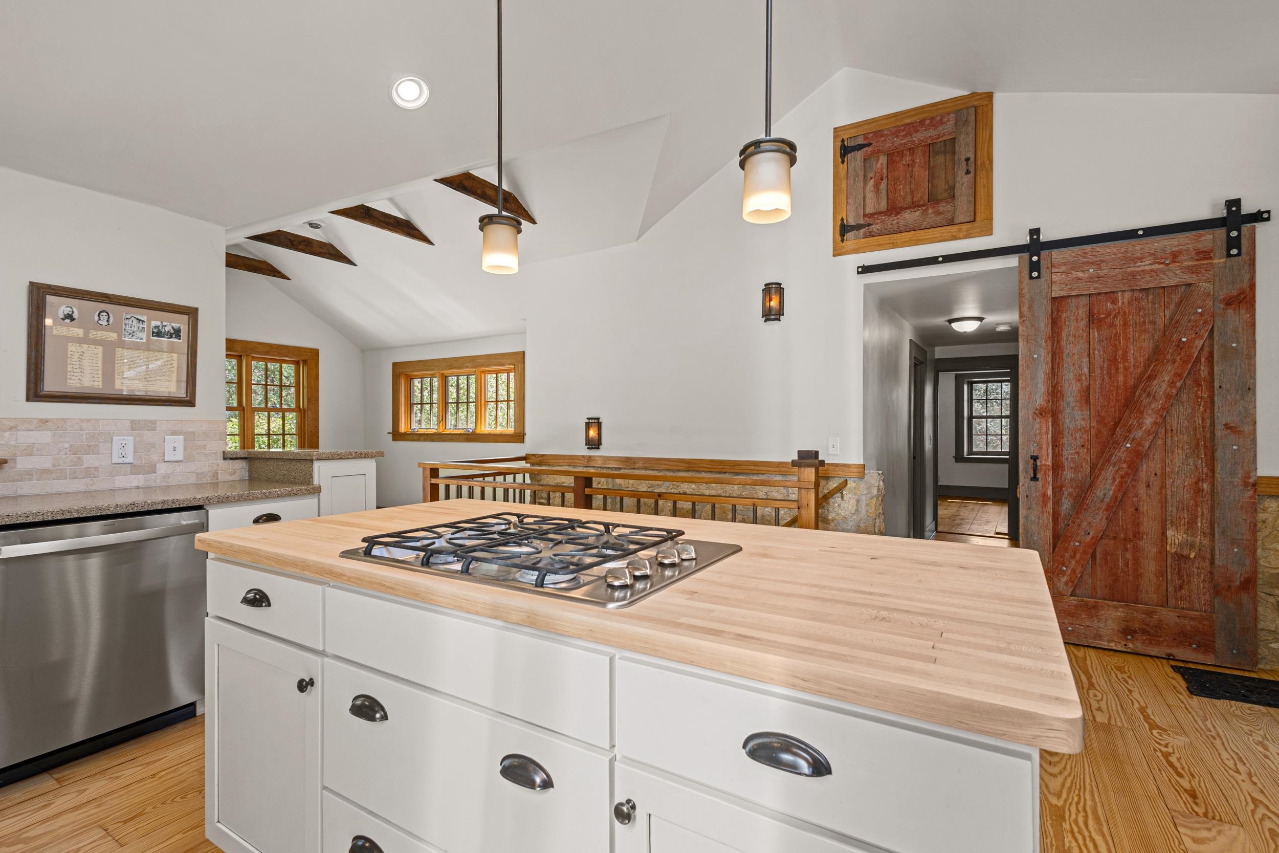 3400 Tally Ho Lane Madison, WI 53705 - Photo 7 of 69