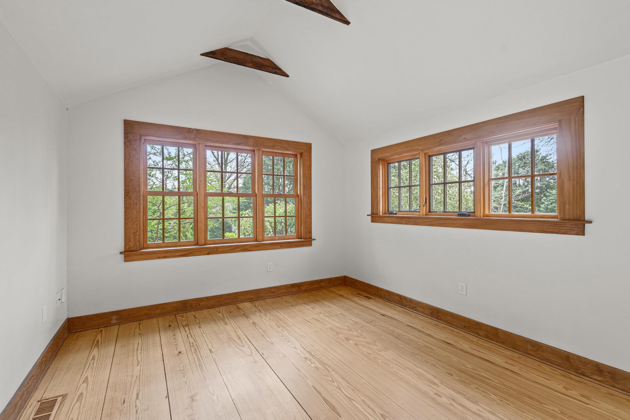 3400 Tally Ho Lane Madison, WI 53705 - Photo 9 of 69