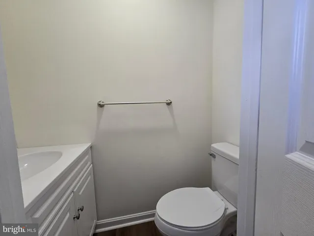 $1,600 | 116 B Lowber Street, Unit B, Frederica, DE 19946