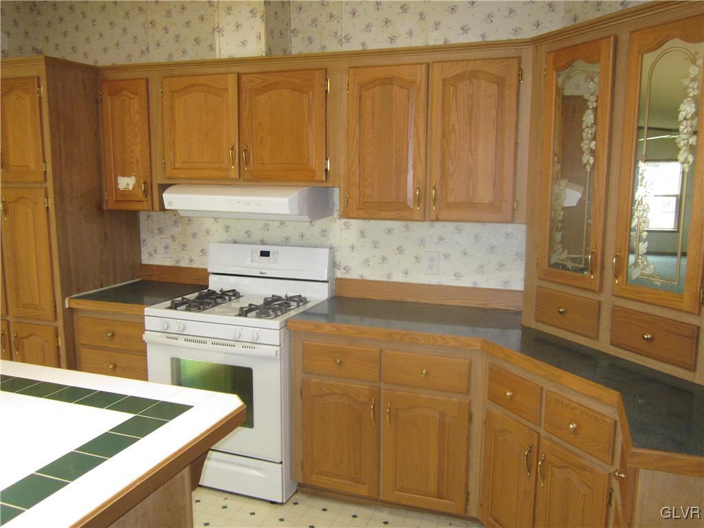6165 Weaversville Road Bethlehem, PA 18017 - Photo 46 of 47 Gallery Image 46