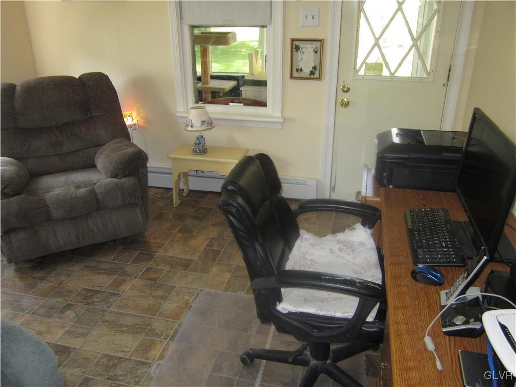 6165 Weaversville Road Bethlehem, PA 18017 - Photo 7 of 47 Gallery Image 7