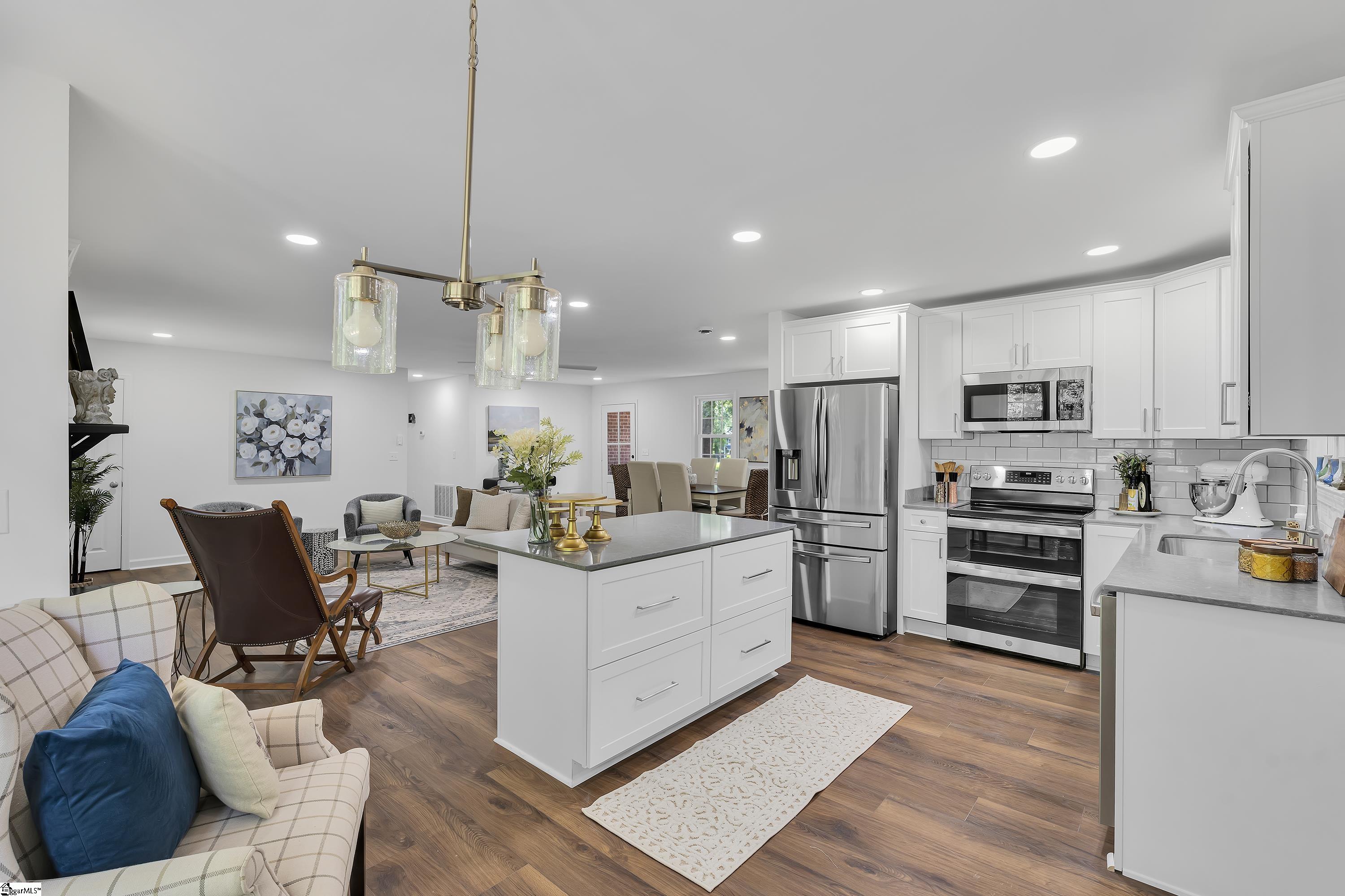 505 East Hackney Road Greer, SC 29650 - Photo 3 of 42