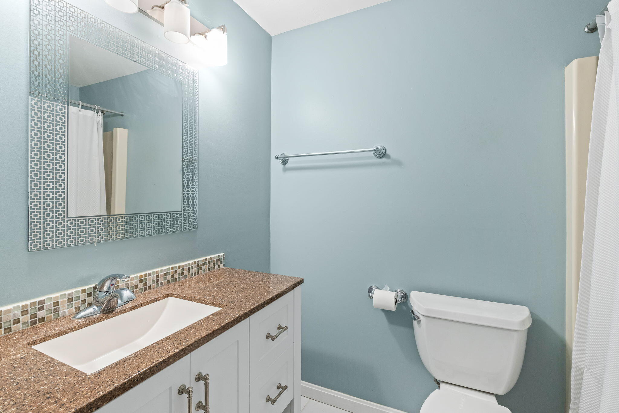 33 West Road, Unit 1B Orleans, MA 02653 - Photo 16 of 28 a bathroom with a sink and a toilet