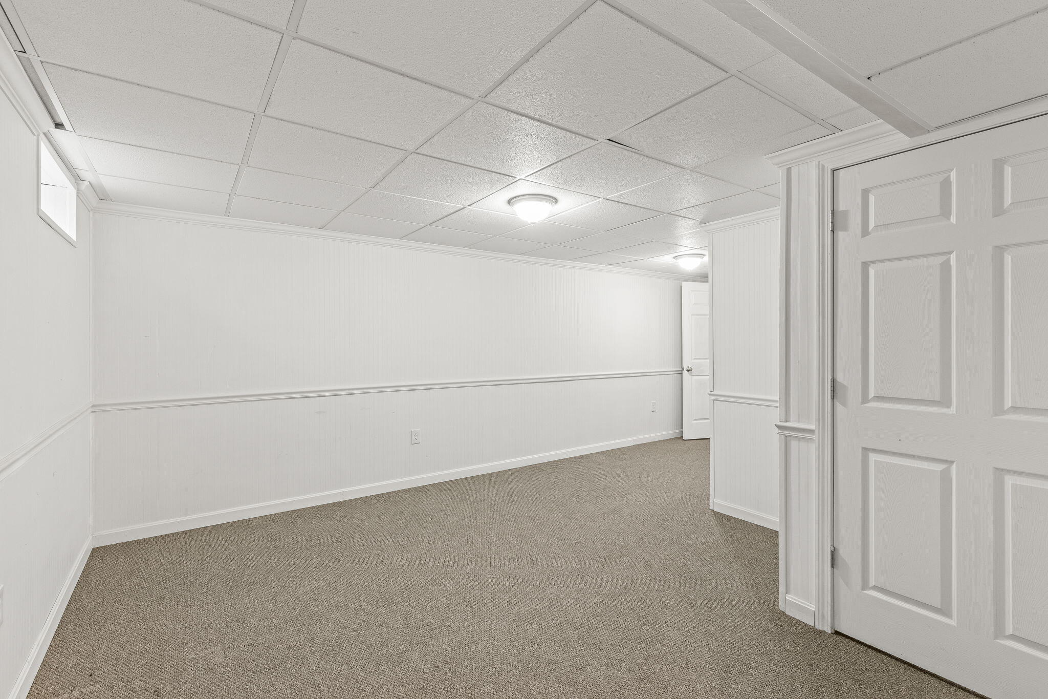 33 West Road, Unit 1B Orleans, MA 02653 - Photo 19 of 28 a view of a room with an empty space