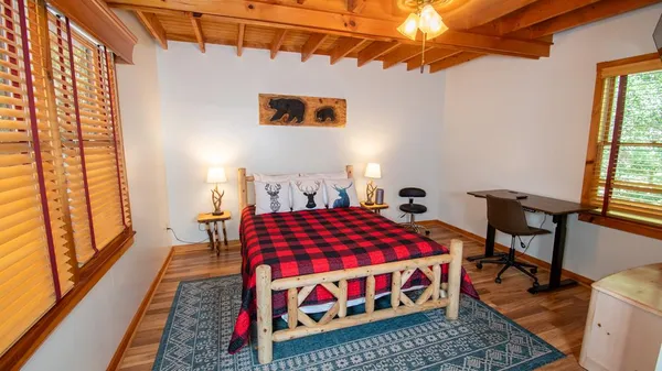 $2,200 | 328 Sharp Top Circle, Blairsville, GA 30512
