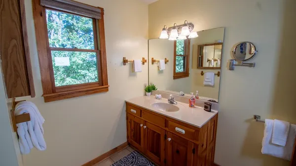 $2,200 | 328 Sharp Top Circle, Blairsville, GA 30512