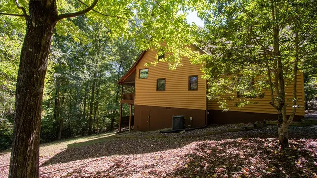 $2,390 | 328 Sharp Top Circle, Blairsville, GA 30512