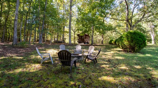 $2,390 | 328 Sharp Top Circle, Blairsville, GA 30512