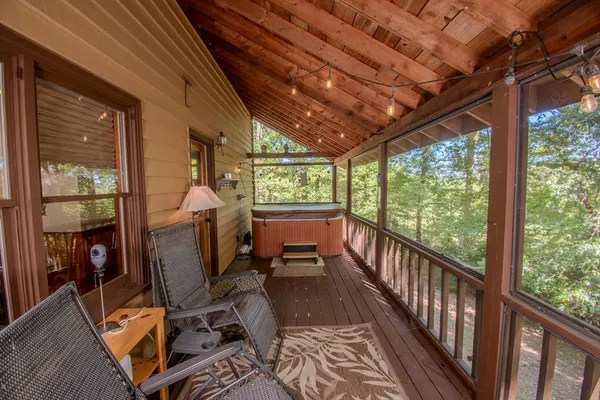 $2,200 | 328 Sharp Top Circle, Blairsville, GA 30512