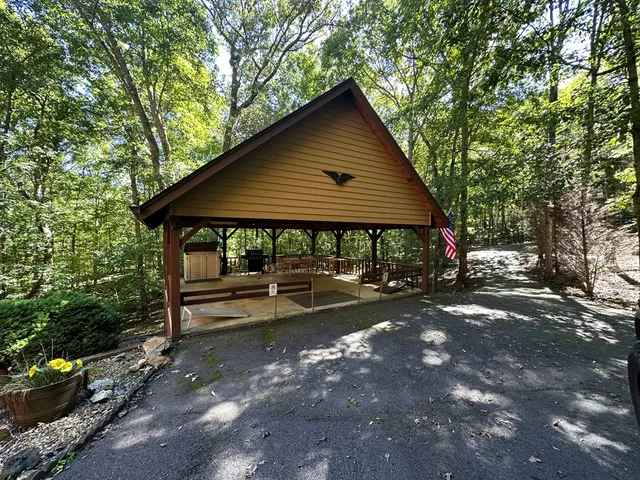 $2,390 | 328 Sharp Top Circle, Blairsville, GA 30512