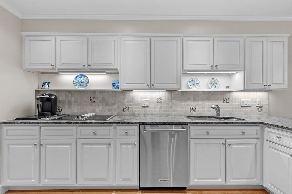 13 South Meadow Ridge, Unit 13 Concord, MA 01742 - Photo 11 of 41 Gallery Image 11