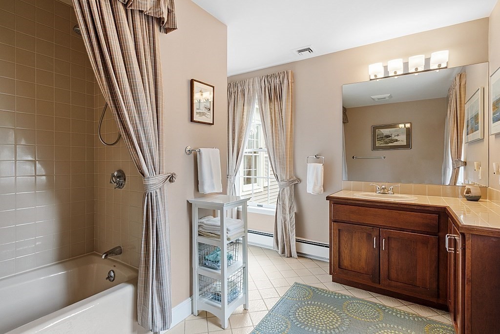 13 South Meadow Ridge, Unit 13 Concord, MA 01742 - Photo 25 of 41 Gallery Image 25