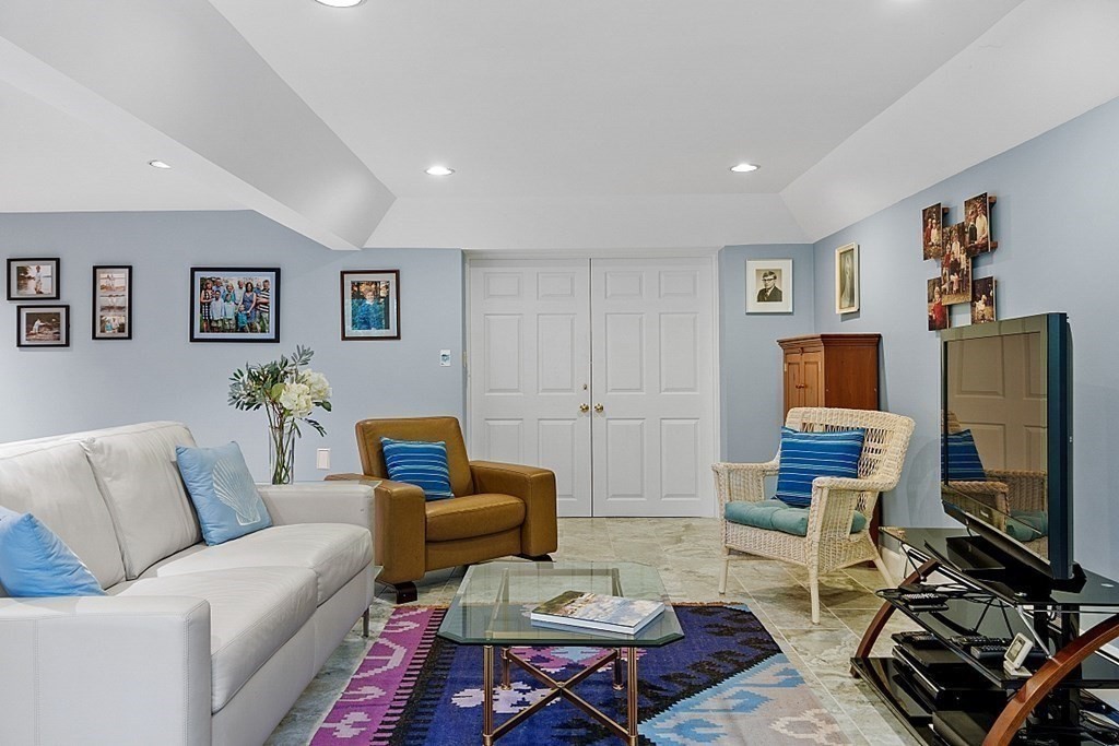 13 South Meadow Ridge, Unit 13 Concord, MA 01742 - Photo 30 of 41 Gallery Image 30