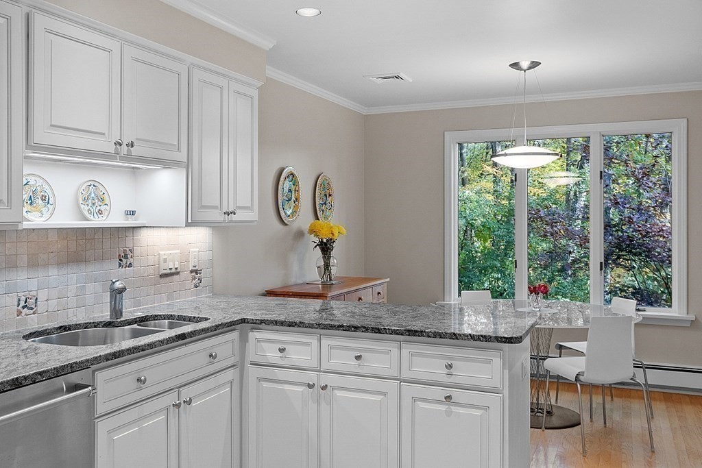 13 South Meadow Ridge, Unit 13 Concord, MA 01742 - Photo 10 of 41 Gallery Image 10