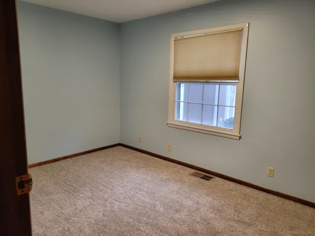 $185,000 | 135 Redbud Drive, Winfield, KS 67156