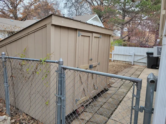 $185,000 | 135 Redbud Drive, Winfield, KS 67156