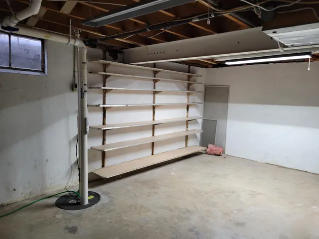 $185,000 | 135 Redbud Drive, Winfield, KS 67156