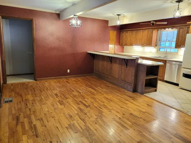 $185,000 | 135 Redbud Drive, Winfield, KS 67156