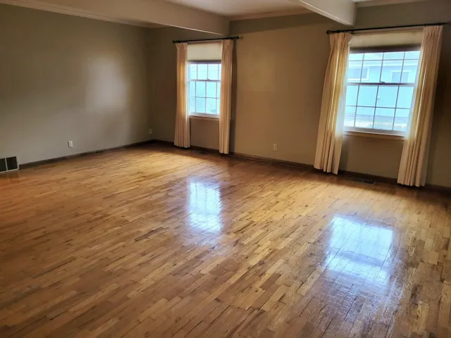 $185,000 | 135 Redbud Drive, Winfield, KS 67156