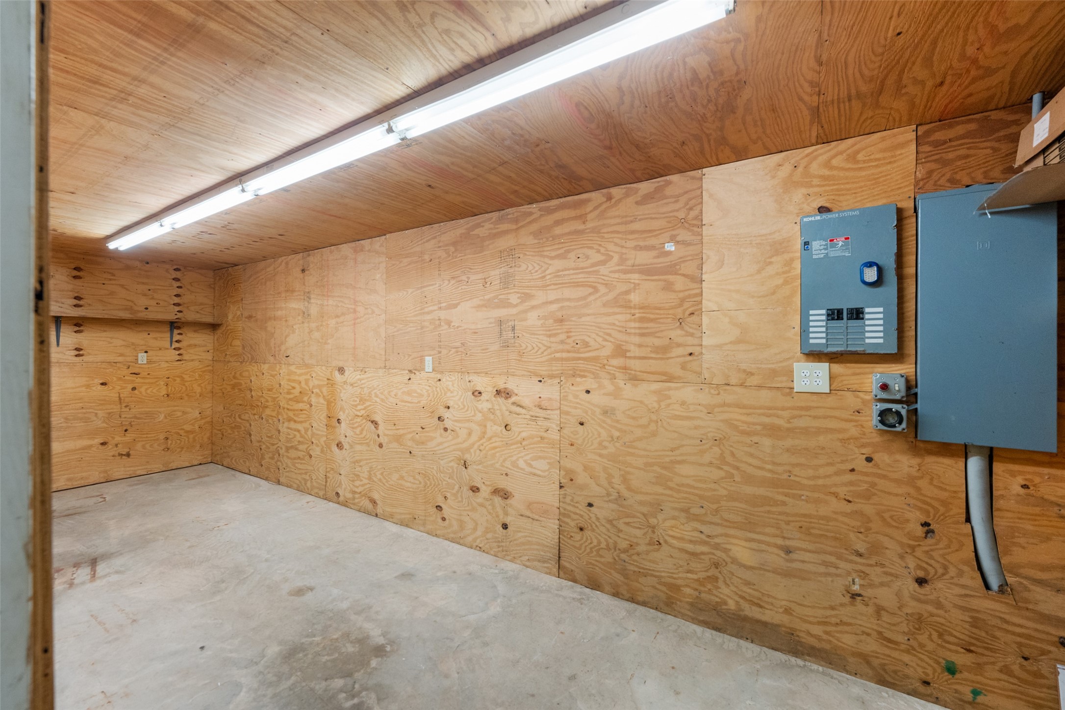 10291 Hart Road Conroe, TX 77306 - Photo 11 of 23 Storage room