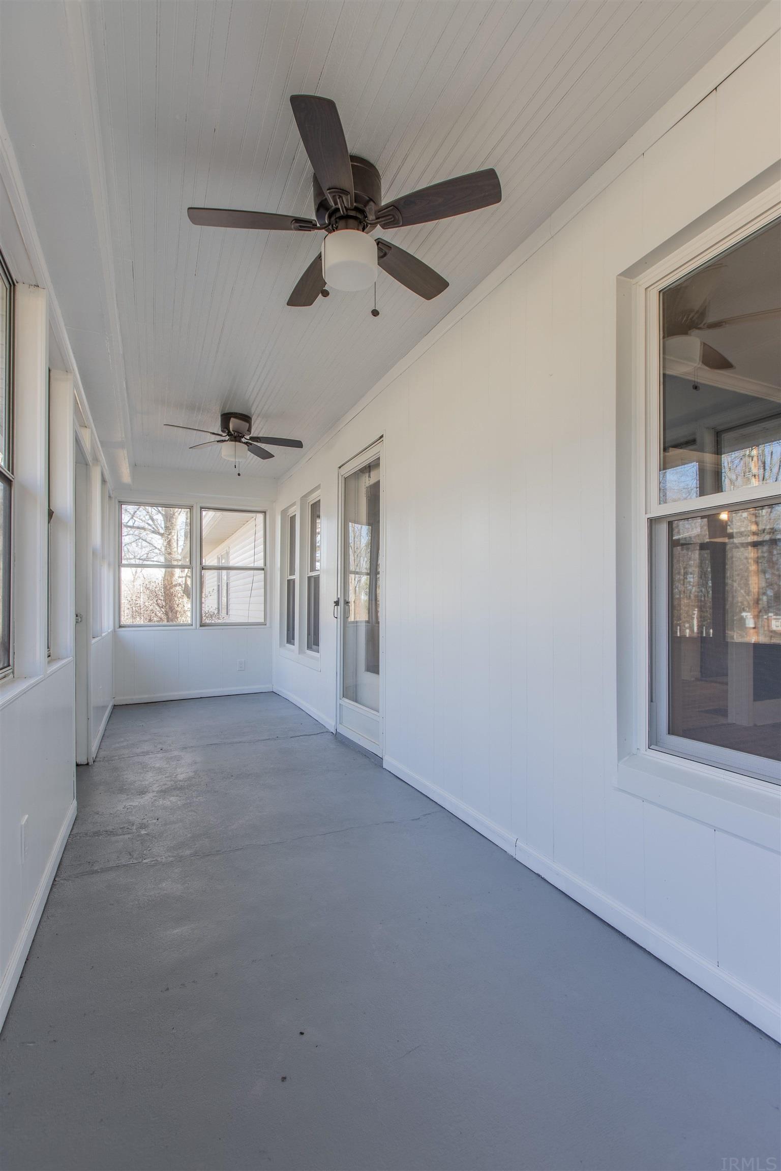 130 West Evergreen Road Evansville, IN 47710 - Photo 32 of 36