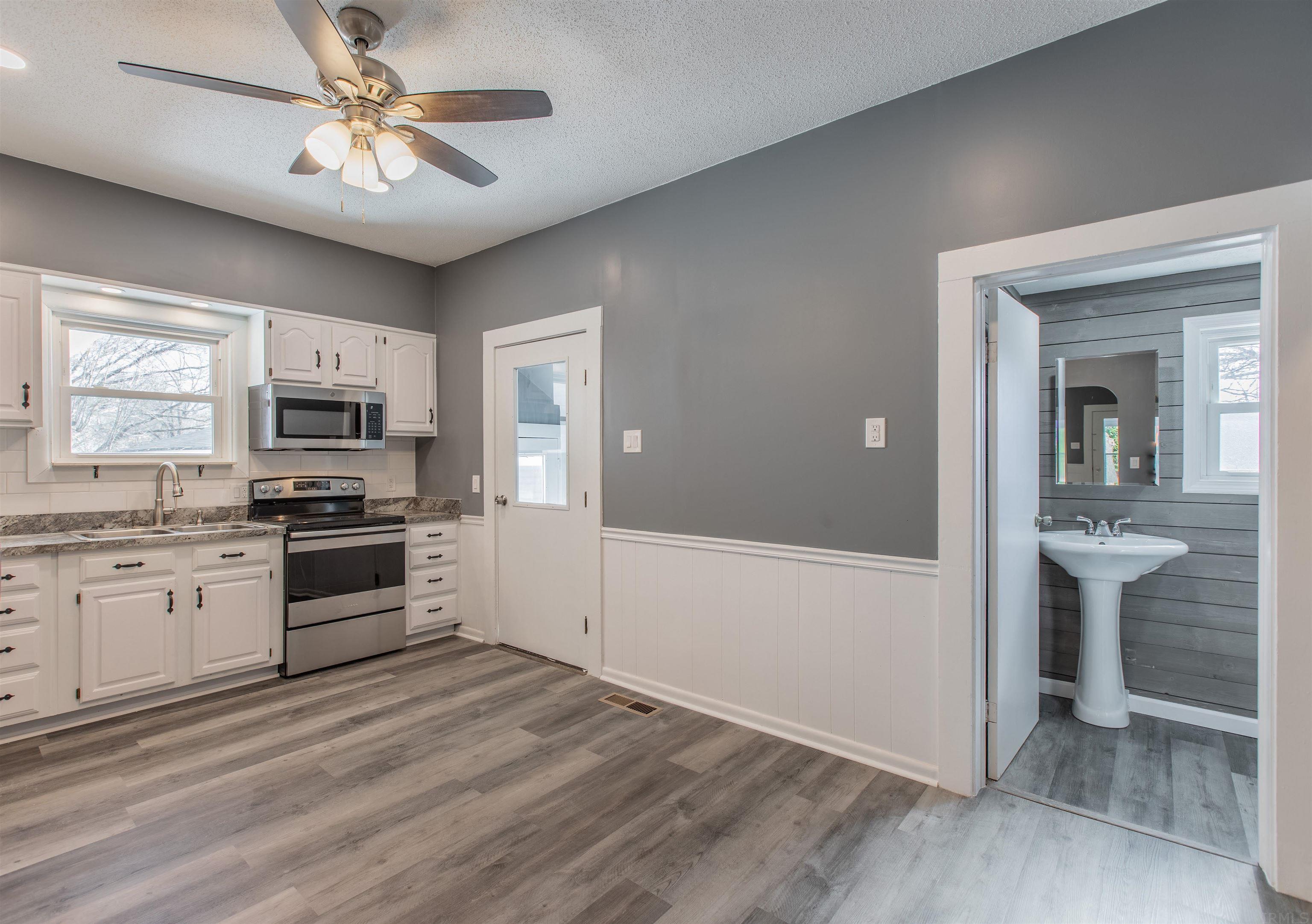 130 West Evergreen Road Evansville, IN 47710 - Photo 8 of 36