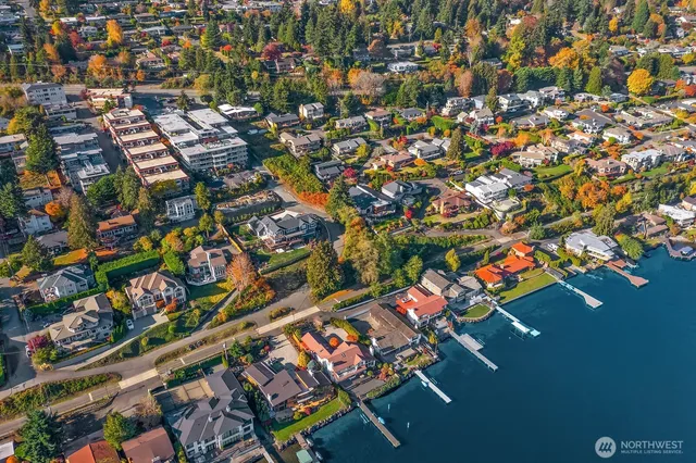 an aerial view of multiple house