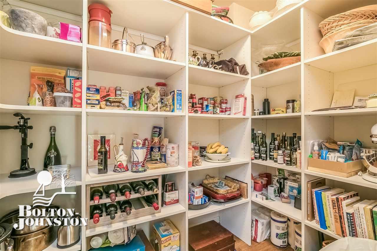 110 Touraine Road Grosse Pointe Farms, MI 48236 - Photo 21 of 68
