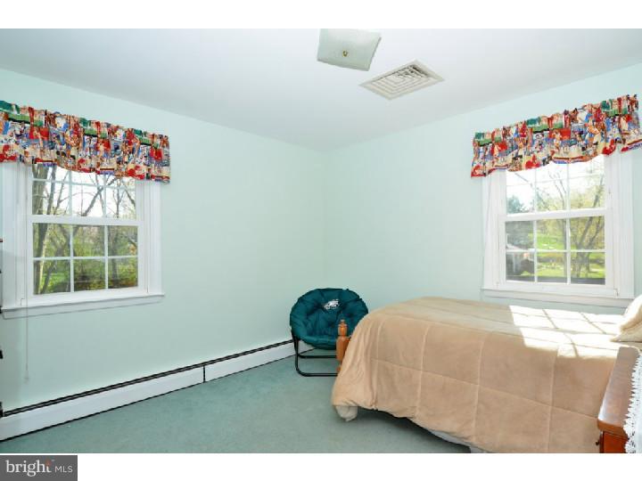 1052 Waterloo Road Berwyn, PA 19312 - Photo 19 of 25 Bedroom 4