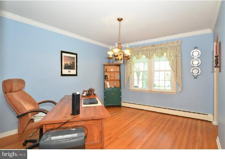 1052 Waterloo Road Berwyn, PA 19312 - Photo 10 of 25 Dining Room