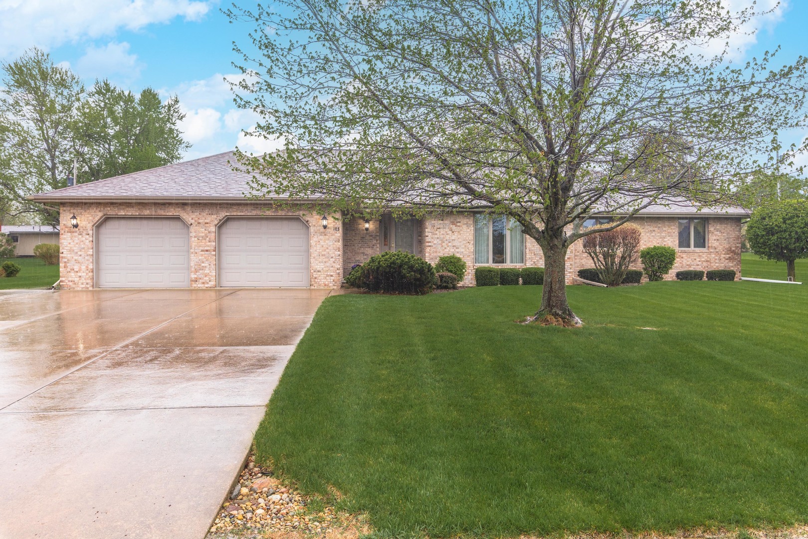 103 East 9th Street Gridley, IL 61744 - Photo 1 of 45 a front view of house with yard and green space