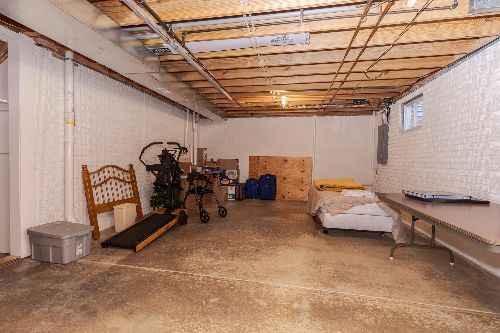 103 East 9th Street Gridley, IL 61744 - Photo 40 of 45 a view of a room with gym equipment