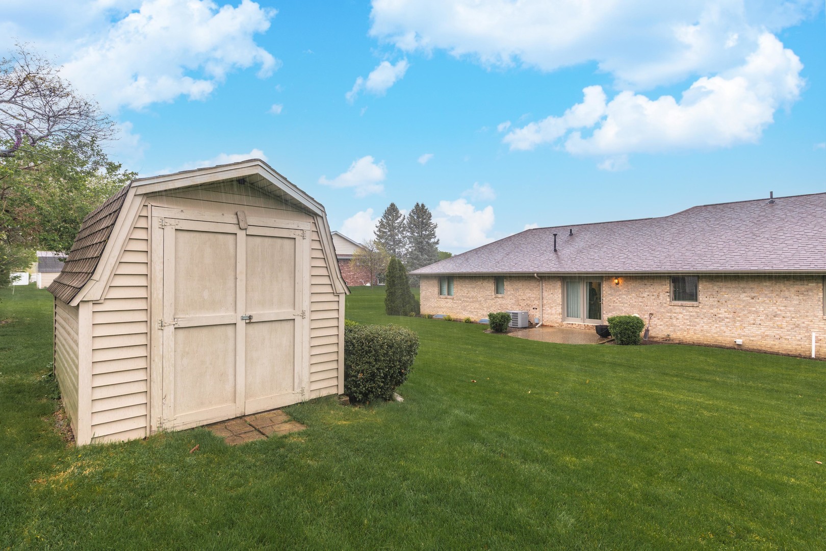 103 East 9th Street Gridley, IL 61744 - Photo 45 of 45 a view of a house with a yard