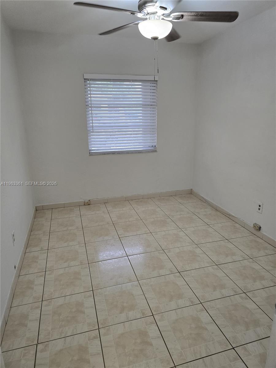 2787 Southwest 34th Court Miami, FL 33133 - Photo 12 of 20