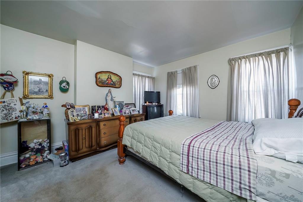 720 Nevin Avenue Sewickley, PA 15143 - Photo 13 of 23 Master Bedroom