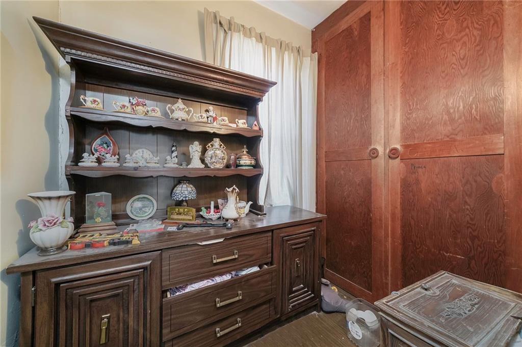 720 Nevin Avenue Sewickley, PA 15143 - Photo 16 of 23 Sewing Room