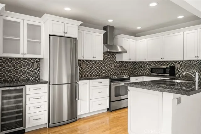 $510,000 | 6004 Bixby Village Drive, Unit 21, Long Beach, CA 90803