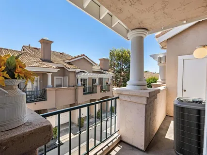 $659,000 | 7275 Calabria Court, Unit 69, San Diego, CA 92122