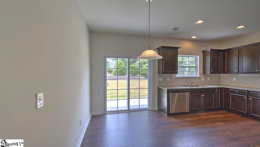 104 Addlestone Circle Fountain Inn, SC 29644 - Photo 6 of 27 Gallery Image 6